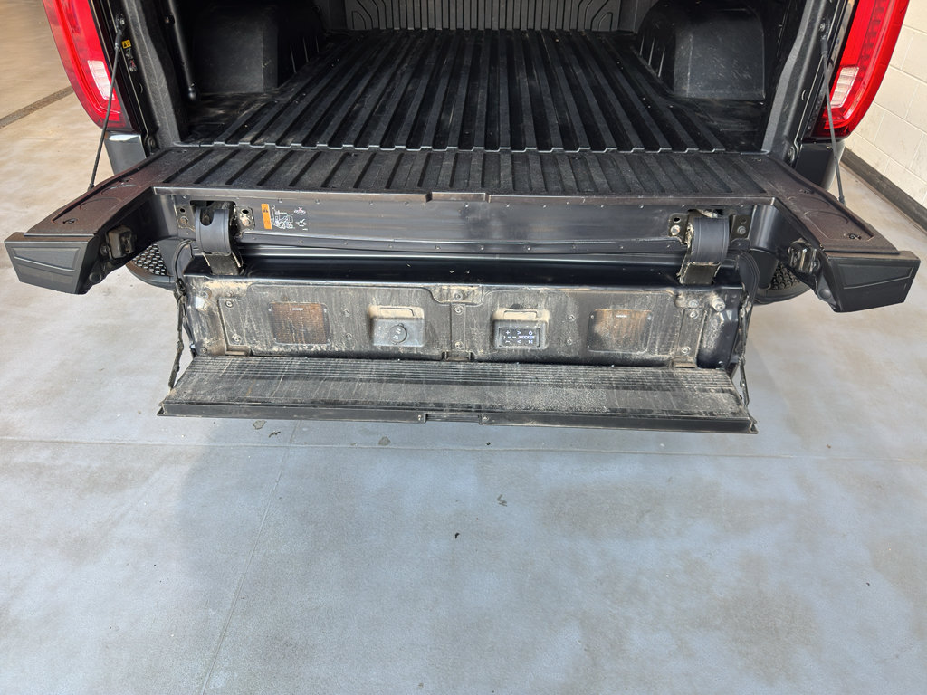 Used 2020 GMC Sierra 1500 AT4 w/ AT4 Premium Package AWD/4WD image 23