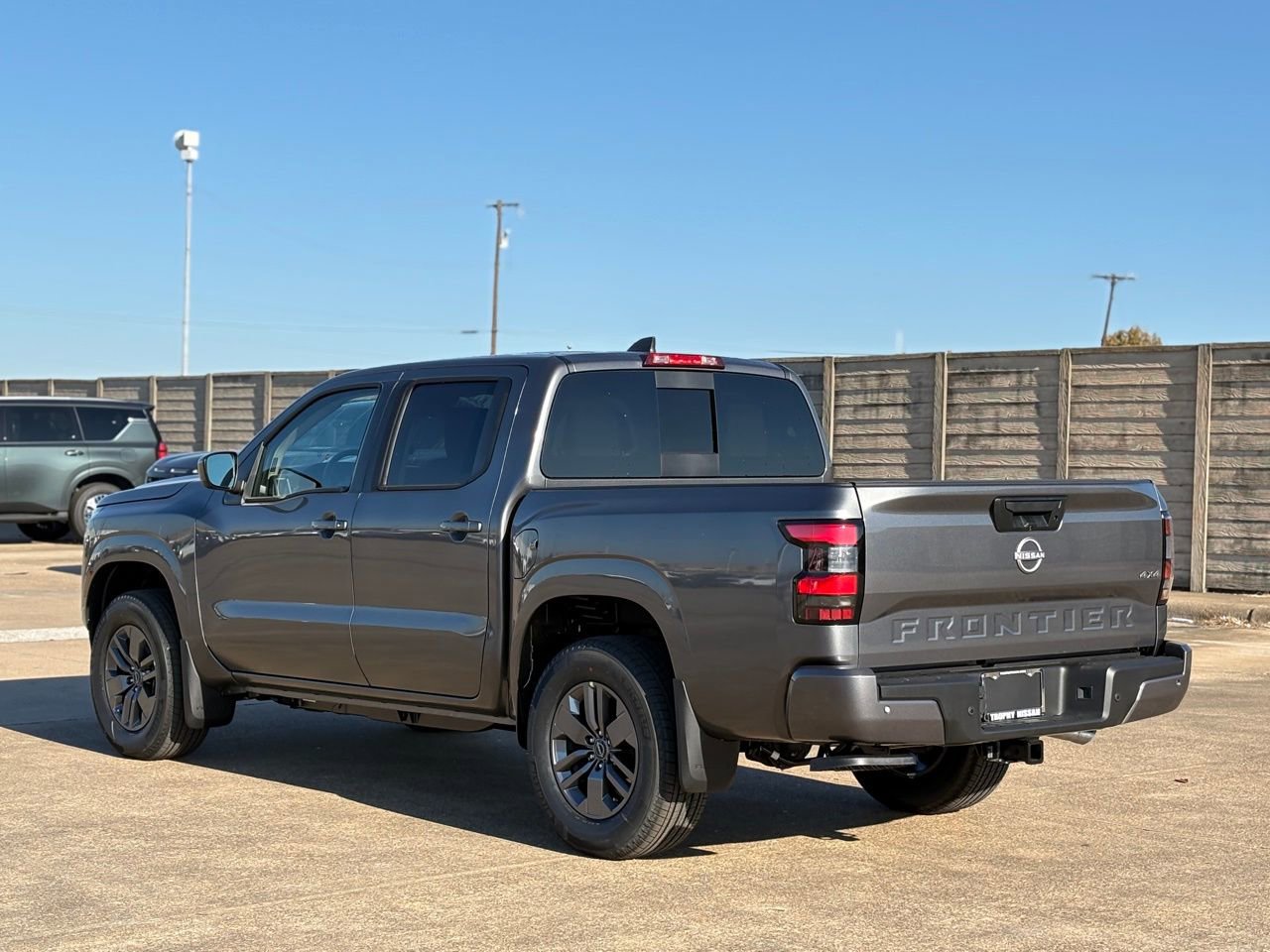 New 2026 Nissan Frontier SV w/ Tow Package image 6