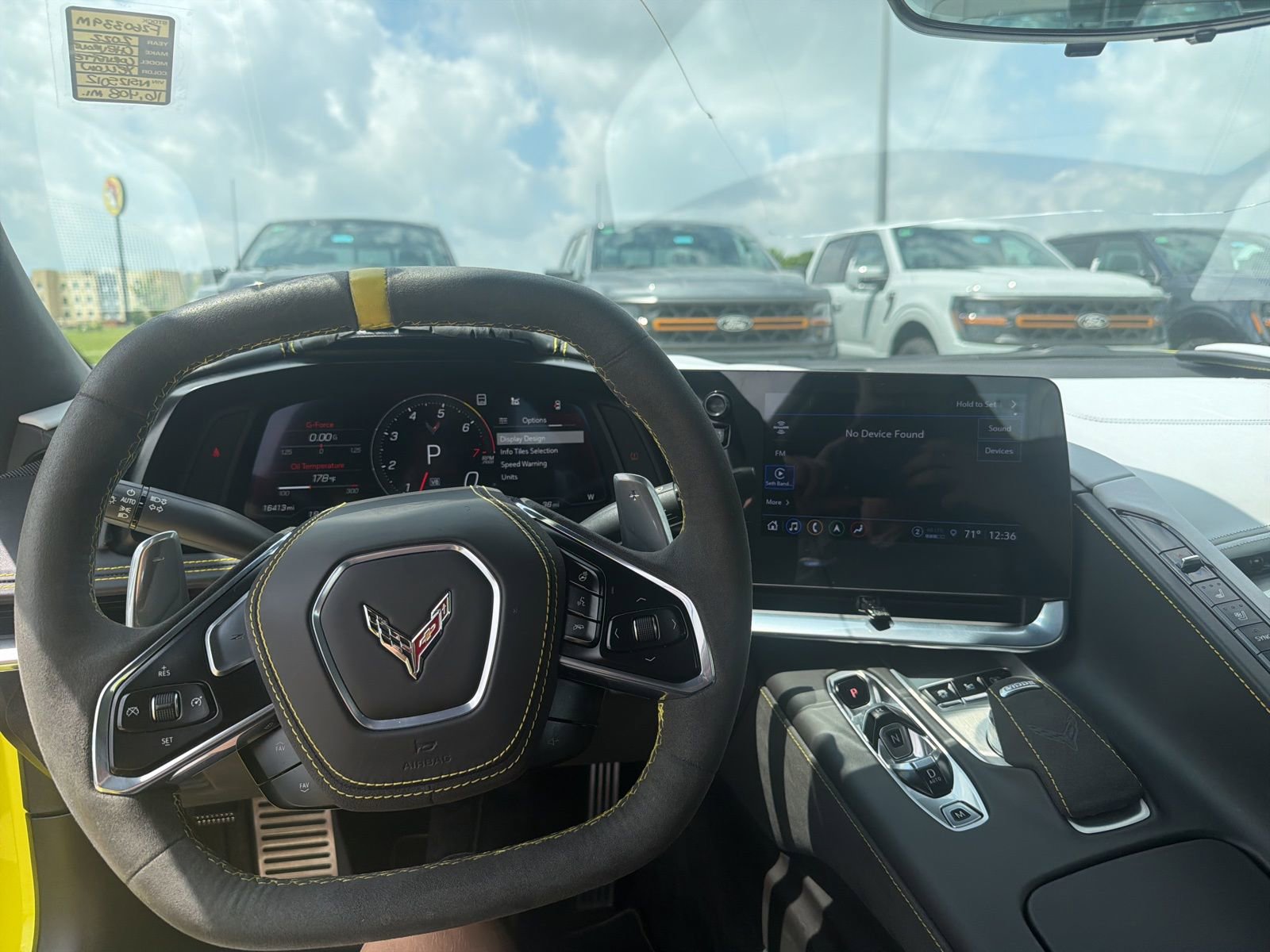 Used 2022 Chevrolet Corvette Stingray Premium Conv w/ Z51 Performance Package RWD image 20