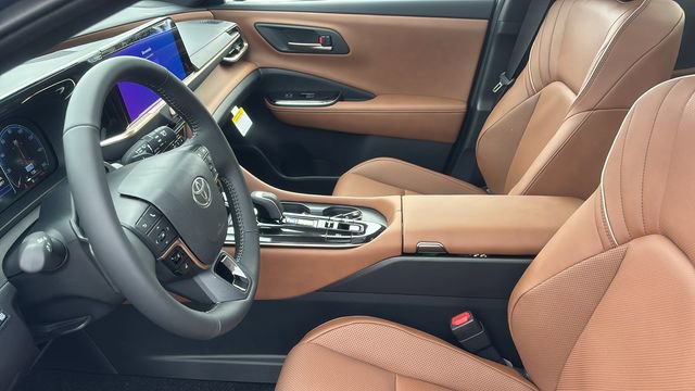 New 2025 Toyota Crown Signia w/ Advanced Technology Package image 28