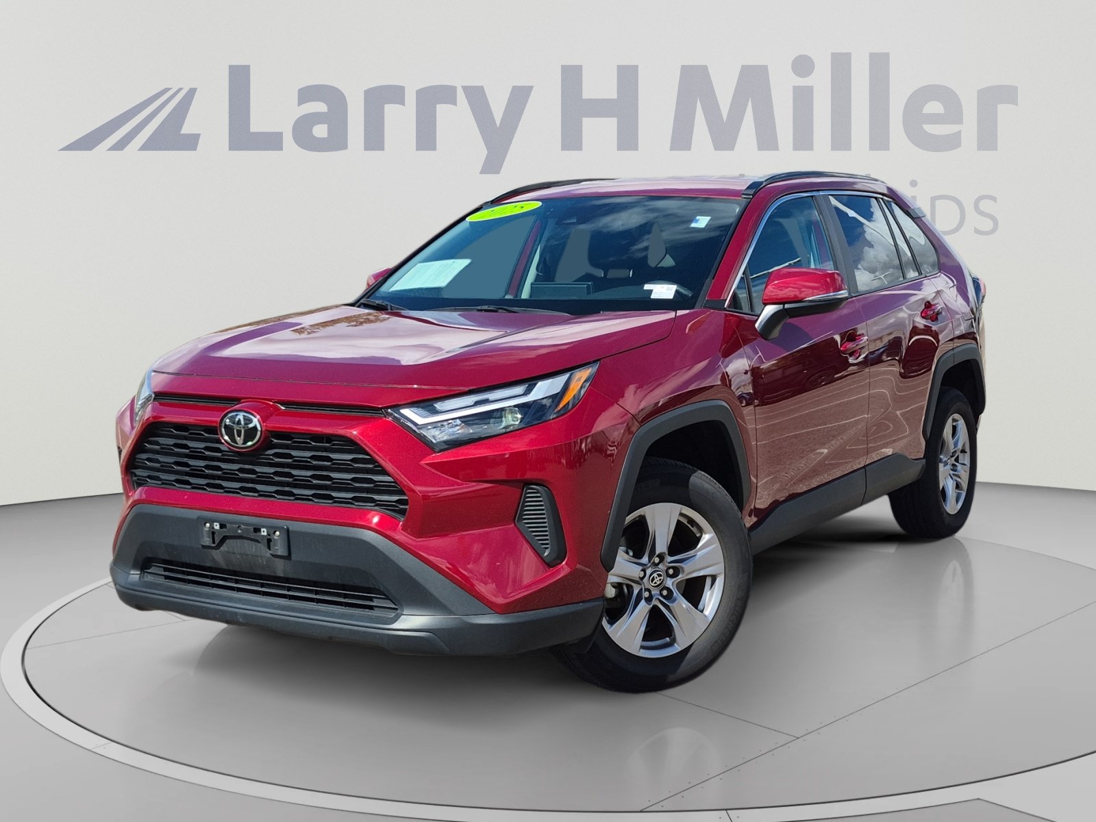 Used 2025 Toyota RAV4 XLE