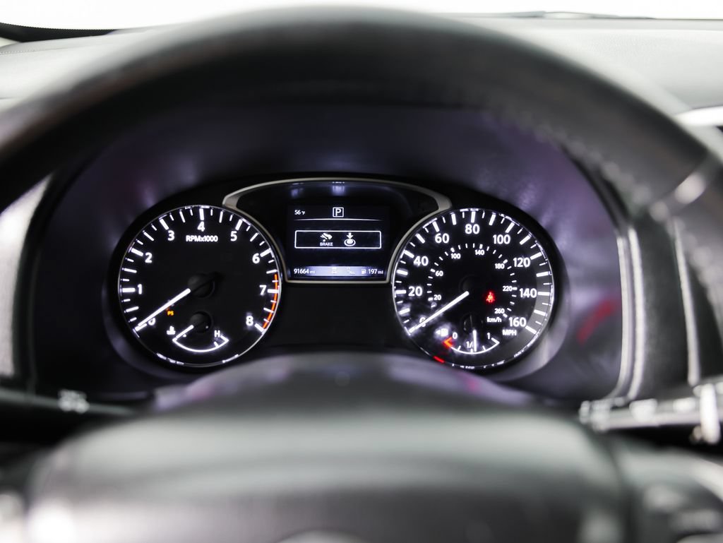 Used 2019 Nissan Pathfinder SV FWD image 23