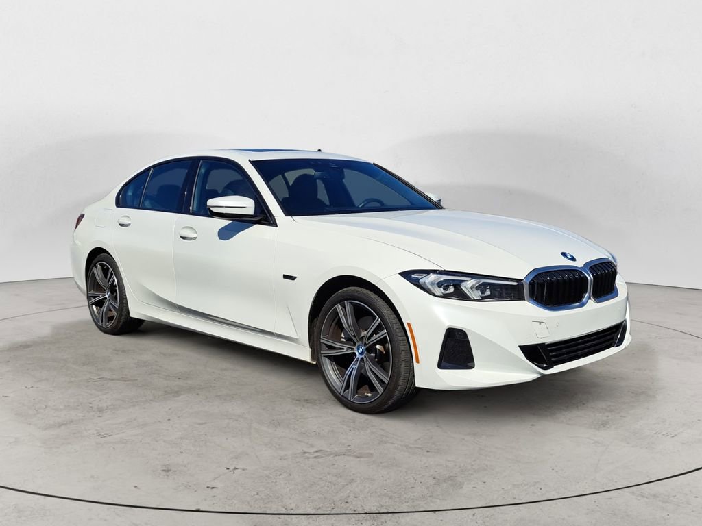 Used 2023 BMW 330e xDrive w/ Driving Assistance Package AWD/4WD image 1
