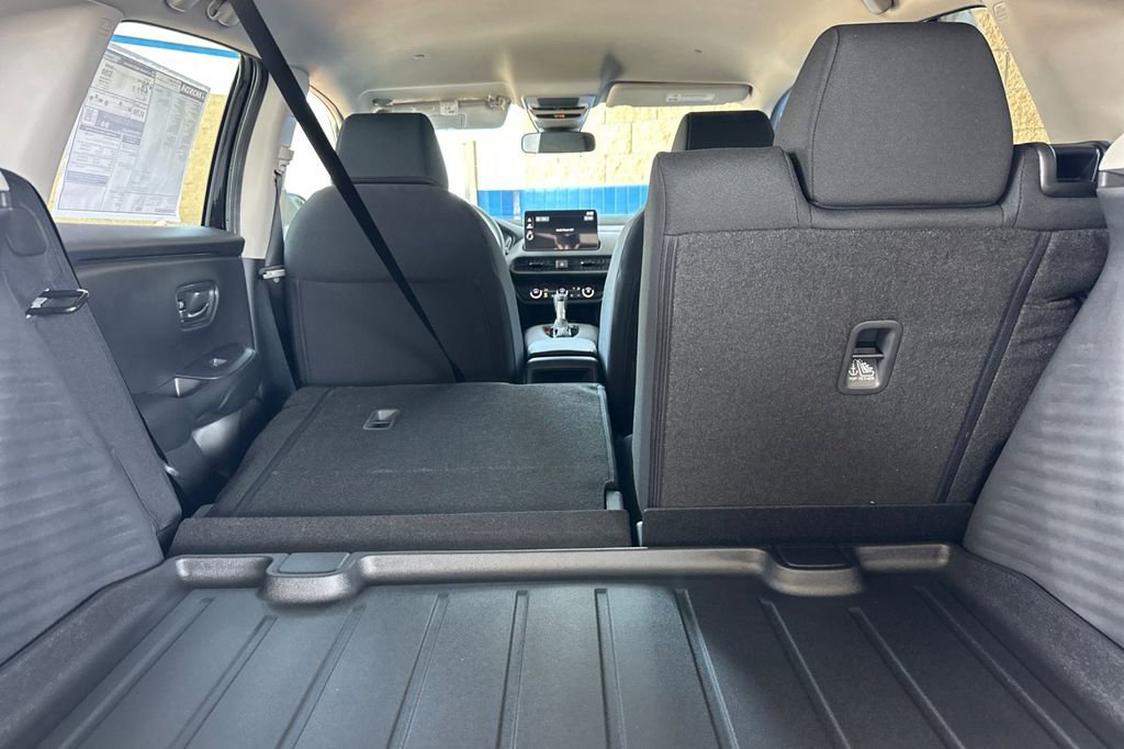 New 2026 Honda HR-V LX image 16