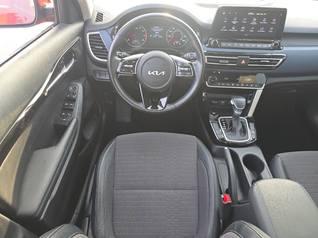 Used 2023 Kia Seltos S w/ Navigation Package image 21