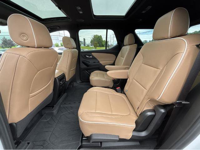 Used 2023 Chevrolet Traverse Premier w/ LPO, Floor Liner Package AWD/4WD image 18