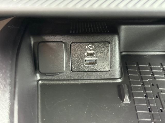 Used 2025 Ford Bronco Sport Badlands image 12