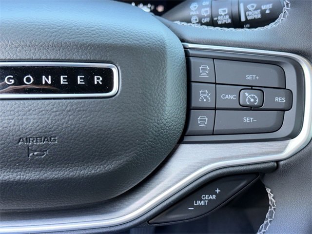 New 2025 Jeep Wagoneer L Series II w/ Premium Group I image 28