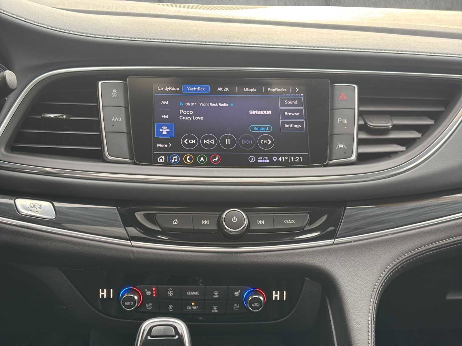 Used 2021 Buick Enclave Premium w/ Sun and Sites Package image 15