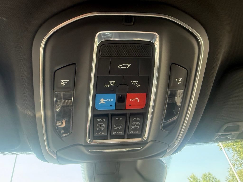 New 2026 Jeep Grand Cherokee L Limited AWD/4WD image 31