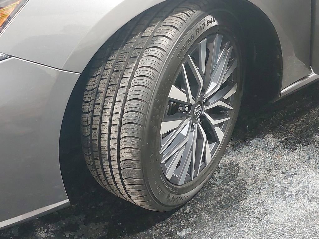 Used 2023 Nissan Altima 2.5 SV image 31