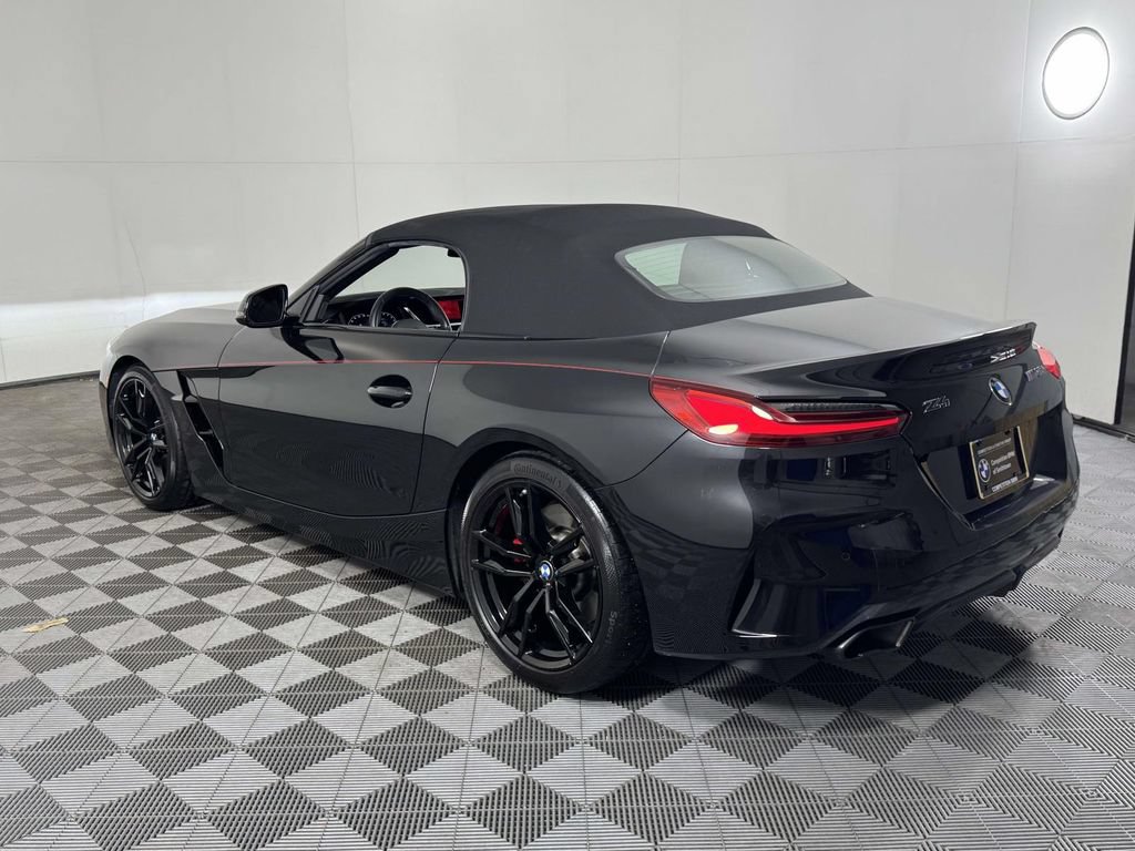 Used 2025 BMW Z4 M40i w/ Edition RWD image 8