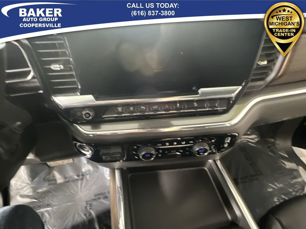 Used 2024 Chevrolet Silverado 2500 High Country w/ High Country Premium Package image 12