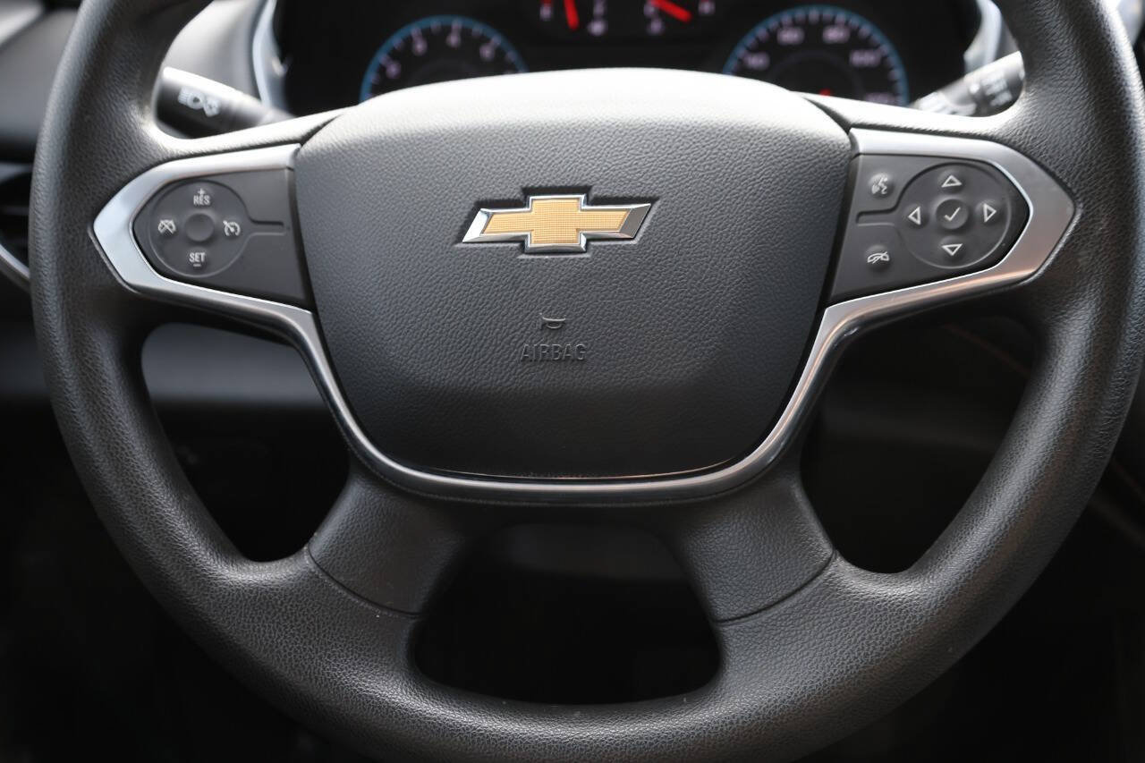 Used 2021 Chevrolet Traverse LS FWD image 18