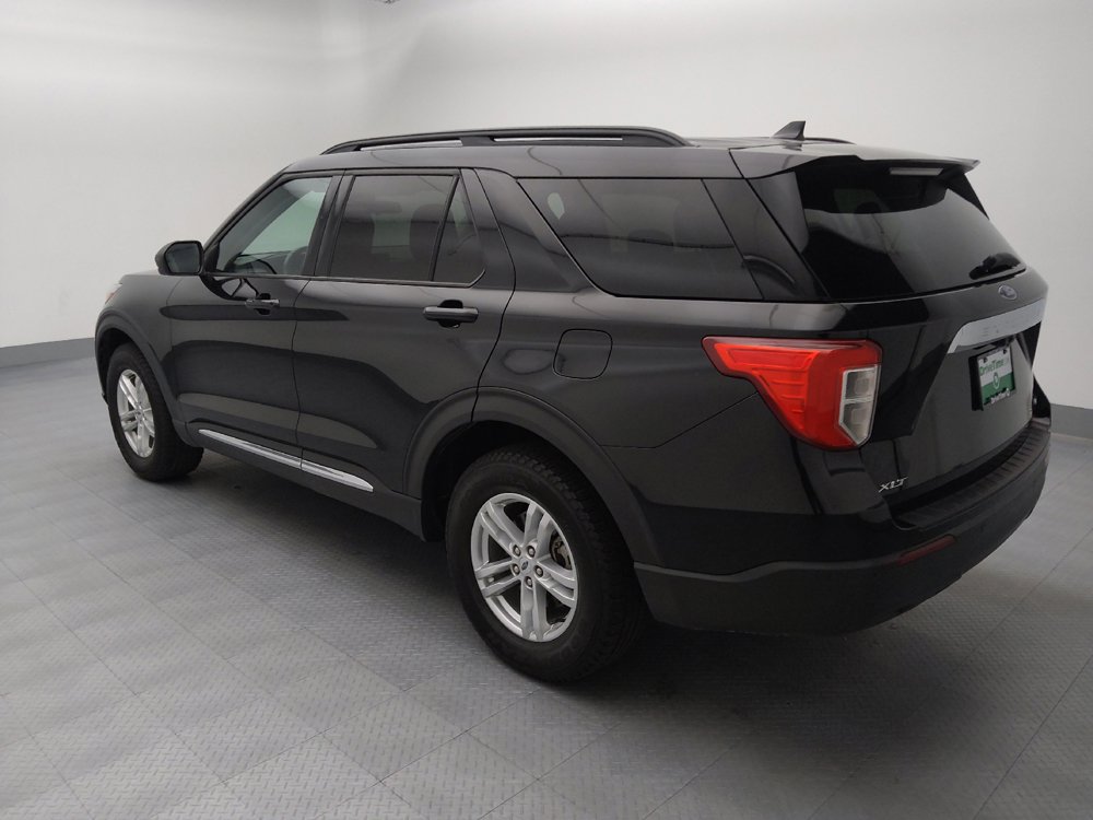 Used 2020 Ford Explorer XLT w/ Comfort Package AWD/4WD image 3