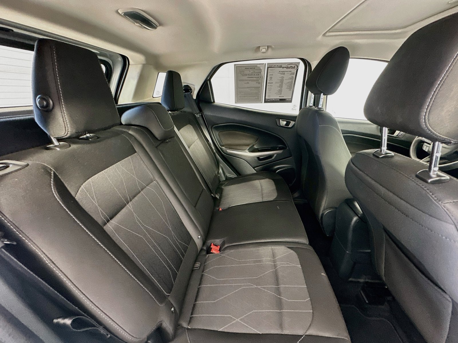 Used 2021 Ford EcoSport SE FWD image 25