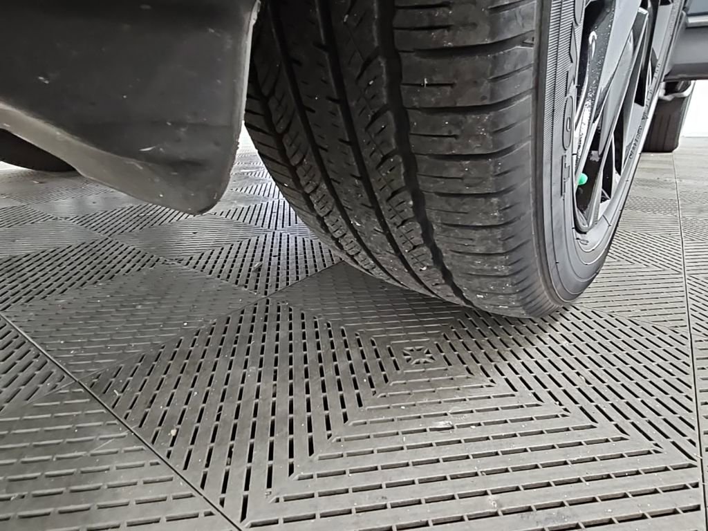 Used 2023 MAZDA CX-5 Carbon Edition image 47