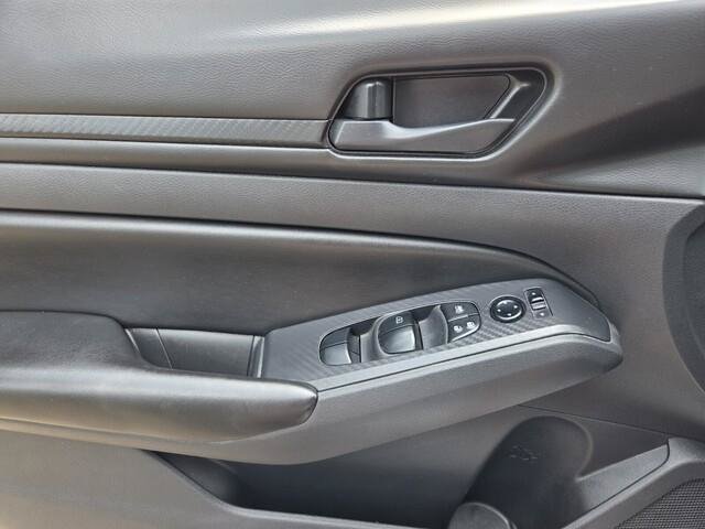 Used 2023 Nissan Altima 2.5 S FWD image 14