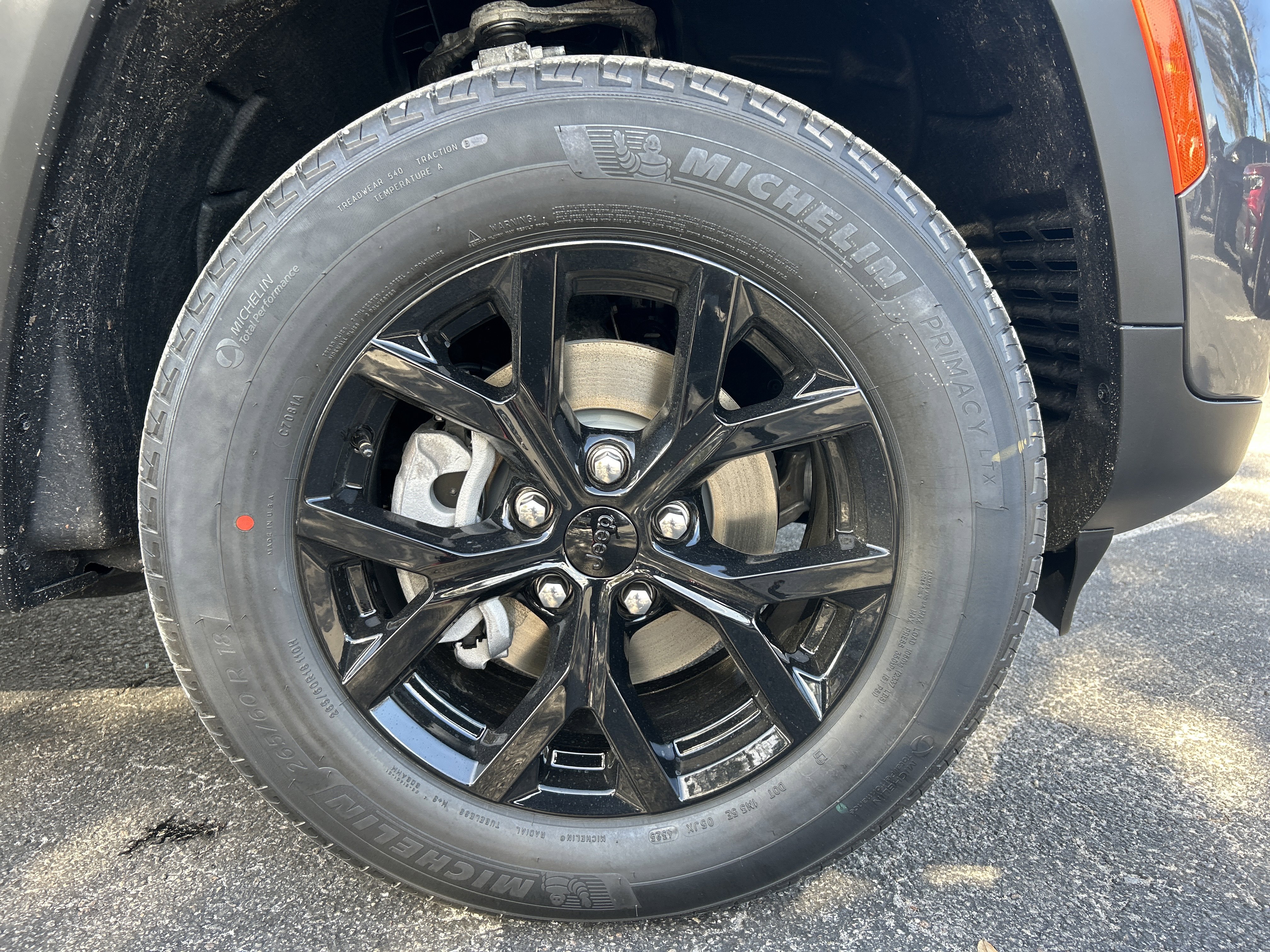 New 2025 Jeep Grand Cherokee Altitude image 10