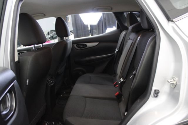 Used 2018 Nissan Rogue Sport S FWD image 19
