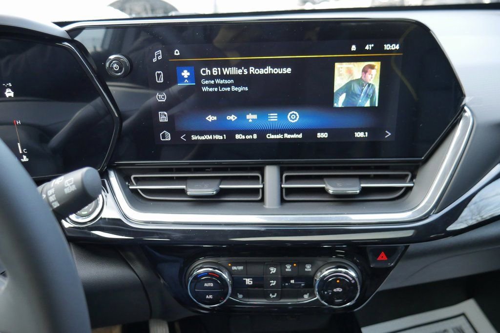 New 2026 Chevrolet Trax ACTIV w/ Sunroof Package image 15