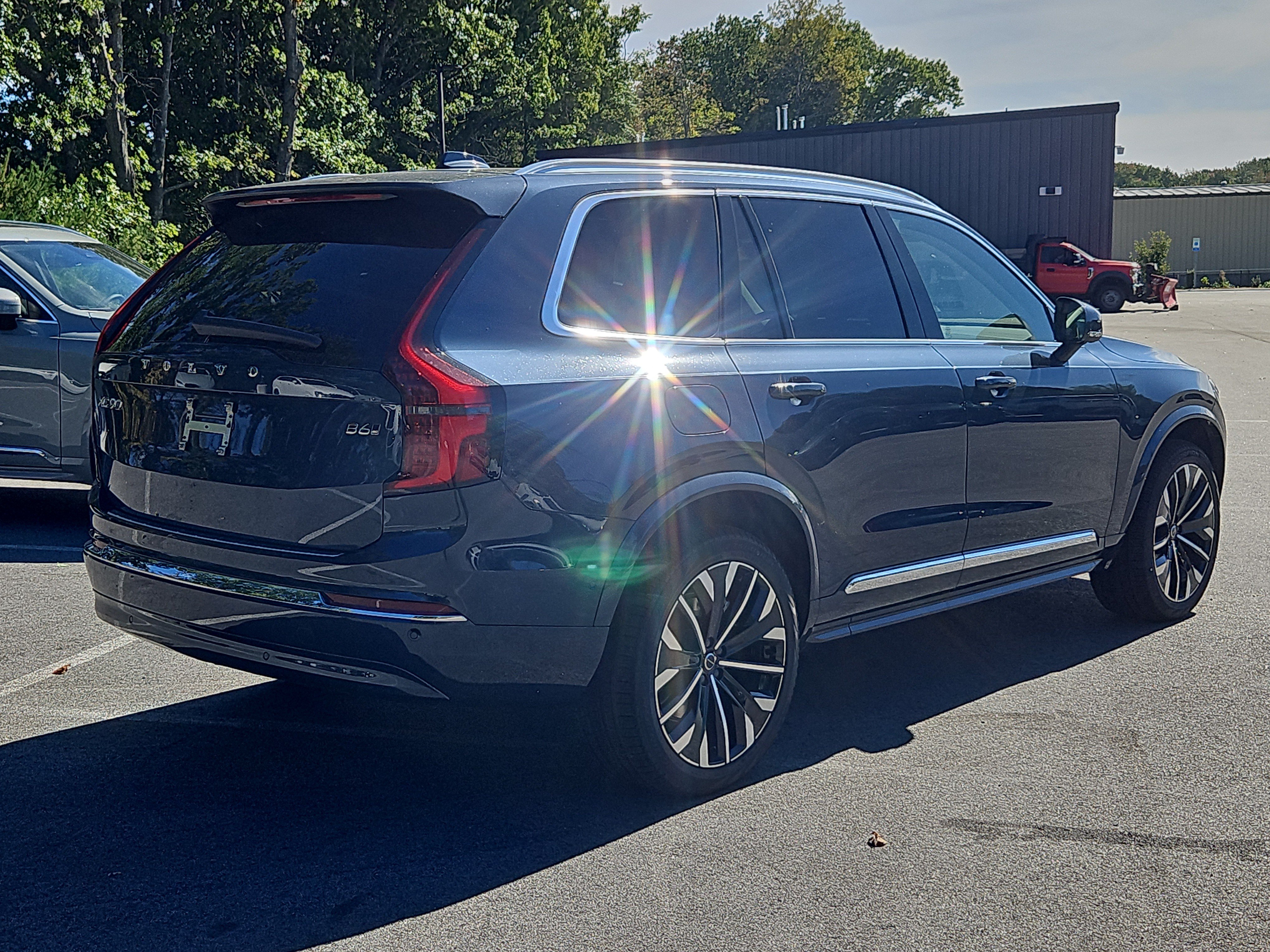 New 2027 Volvo XC90 B6 Plus AWD/4WD image 2