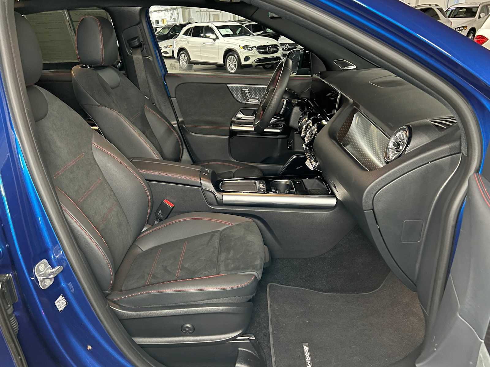 Used 2025 Mercedes-Benz GLA 250 GLA 250 image 12