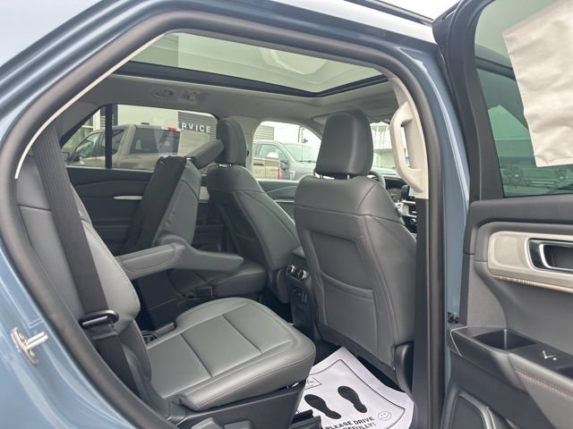 New 2026 Ford Explorer Active AWD/4WD image 15