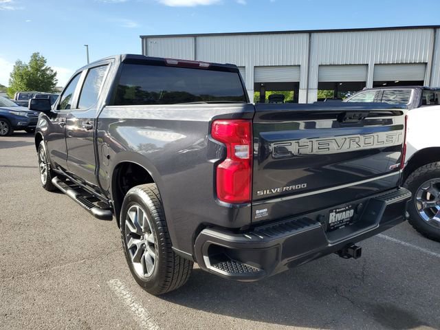 Used 2024 Chevrolet Silverado 1500 RST RWD image 3