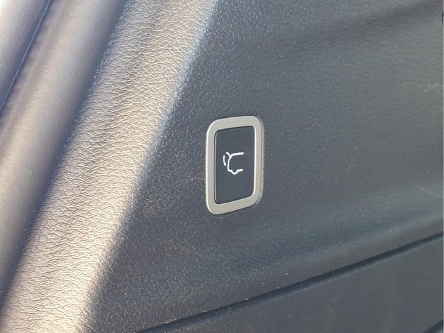 Used 2025 Chrysler Pacifica Limited FWD image 33