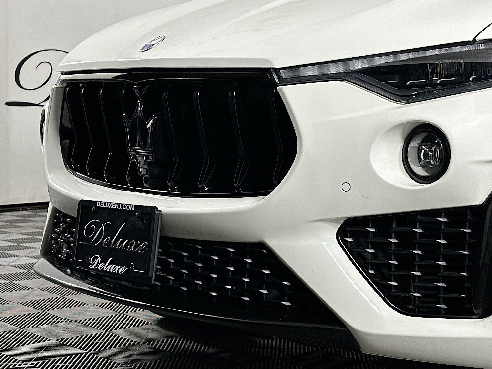 Used 2022 Maserati Levante Modena AWD/4WD image 33