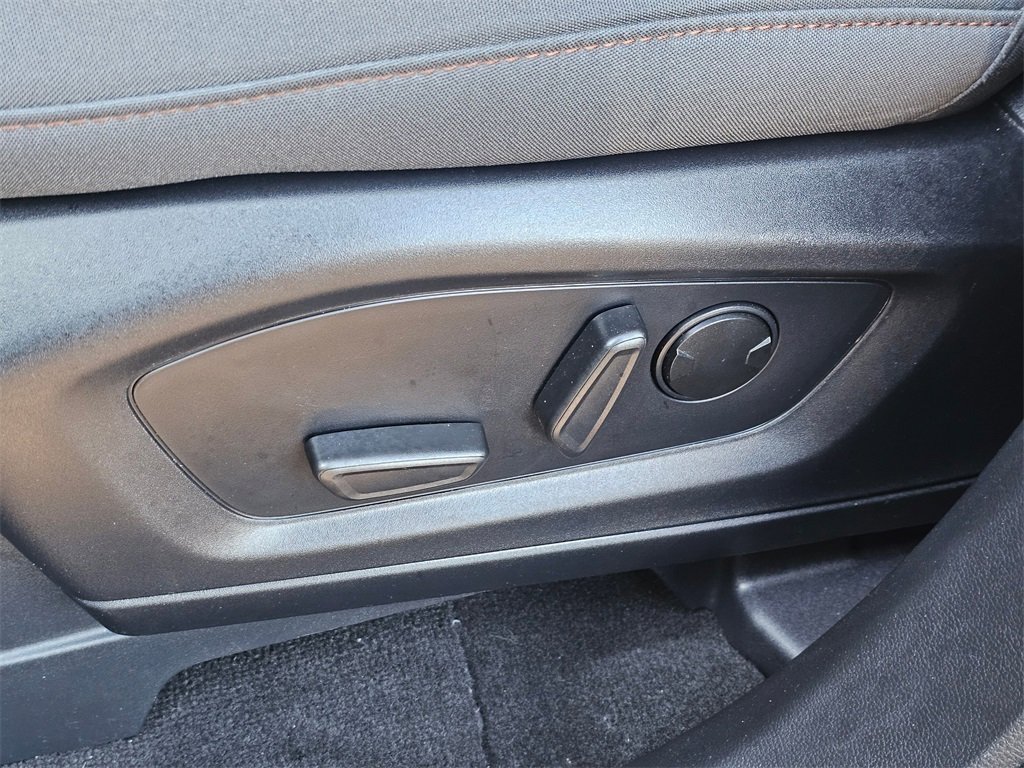 Used 2025 Ford Explorer Active image 35