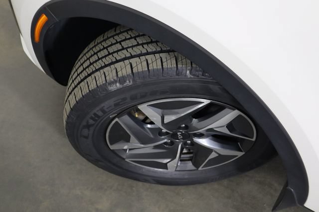 Used 2022 Kia Sorento EX w/ Panoramic Sunroof Package FWD image 44