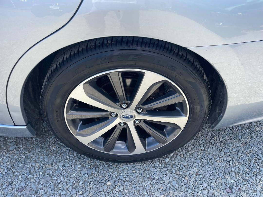 Used 2017 Subaru Legacy 2.5i Limited AWD/4WD image 28