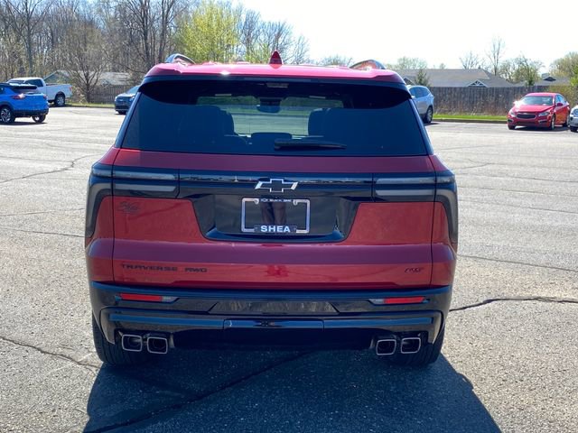 Used 2024 Chevrolet Traverse RS image 4
