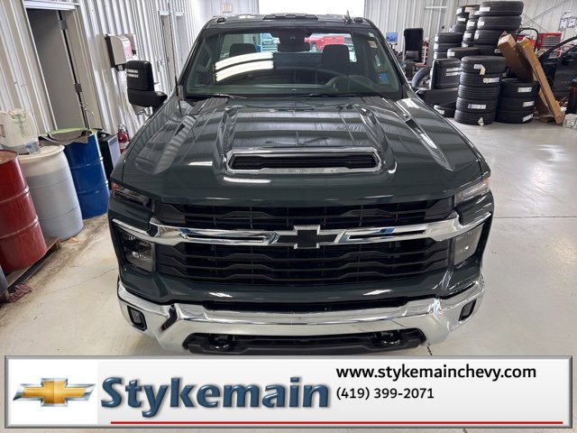 Used 2025 Chevrolet Silverado 2500 LT w/ Convenience Package image 29