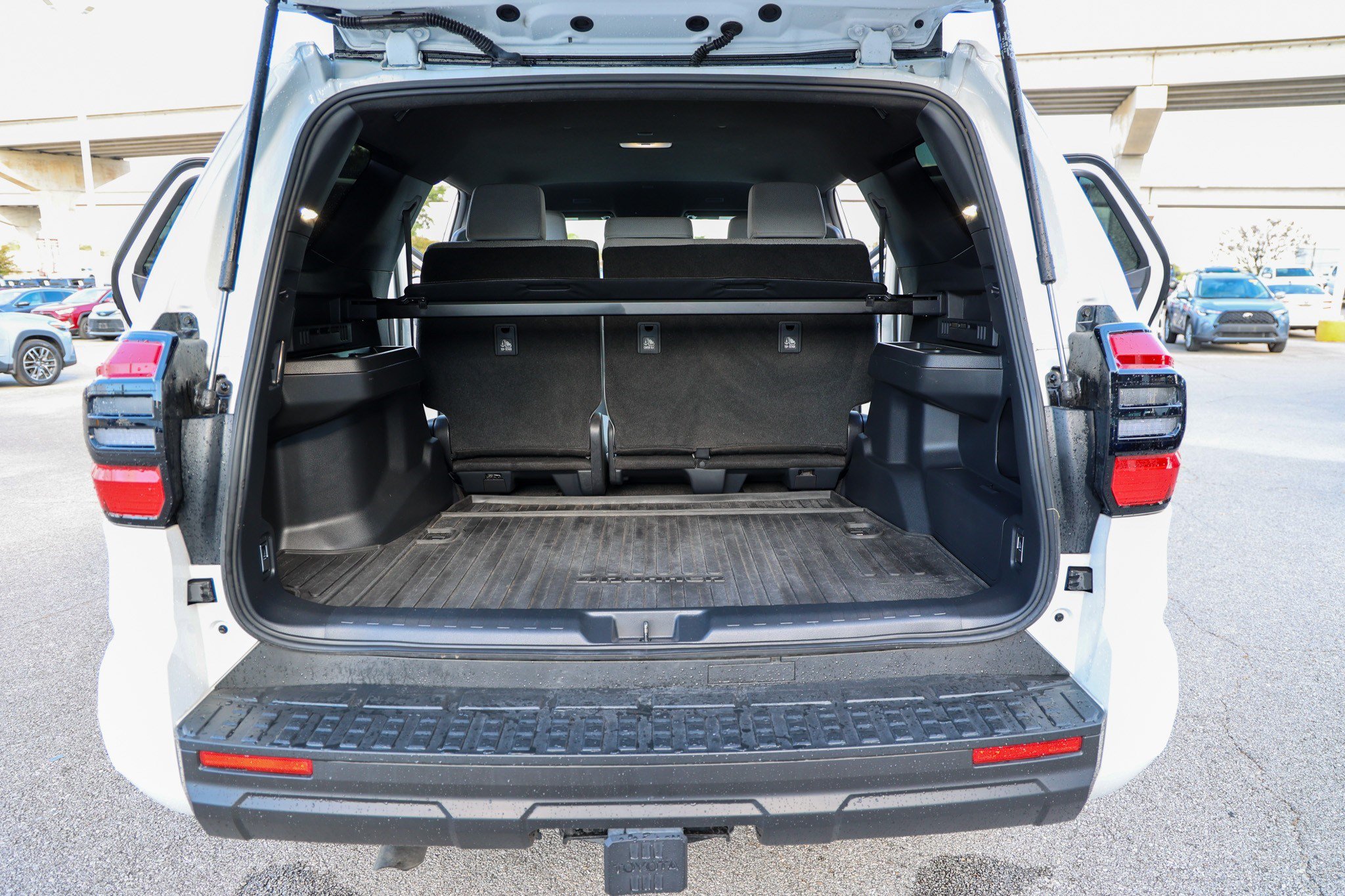 Certified 2025 Toyota 4Runner SR5 AWD/4WD image 37