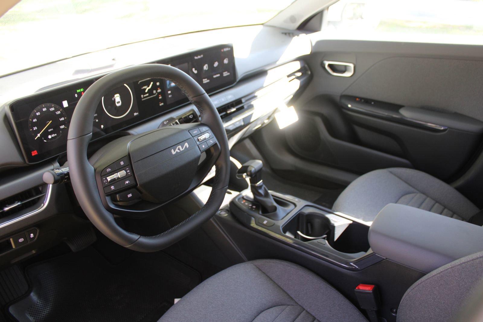 New 2026 Kia K4 EX image 20