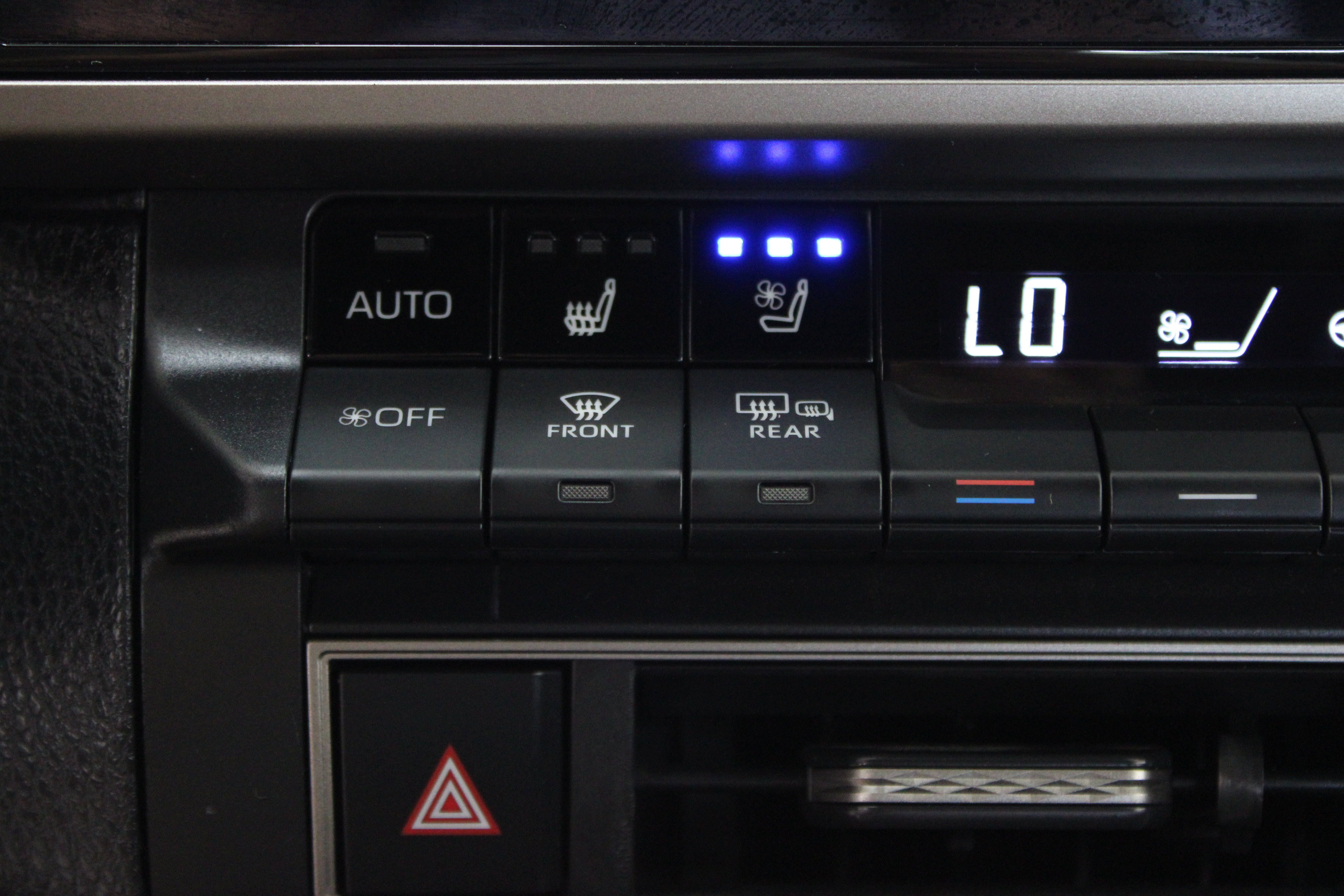 Used 2025 Toyota Camry XSE w/ Premium Plus Package FWD image 21