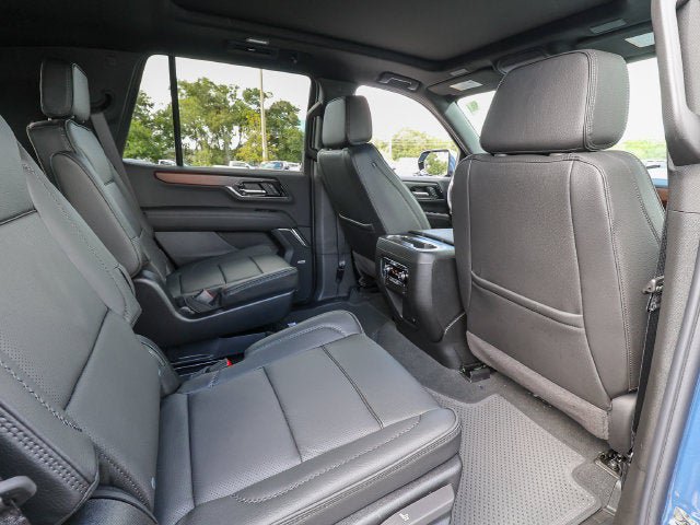 New 2026 GMC Yukon Denali w/ Sun & Power Step Package AWD/4WD image 26