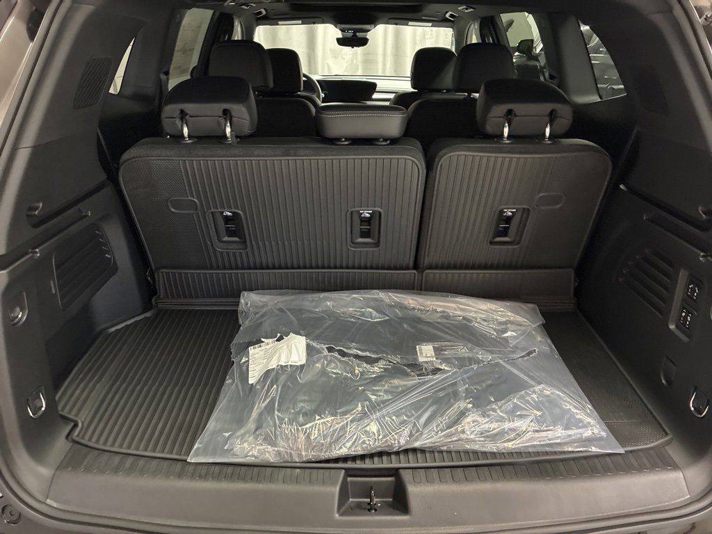New 2026 Buick Enclave Sport Touring w/ Power Package image 17
