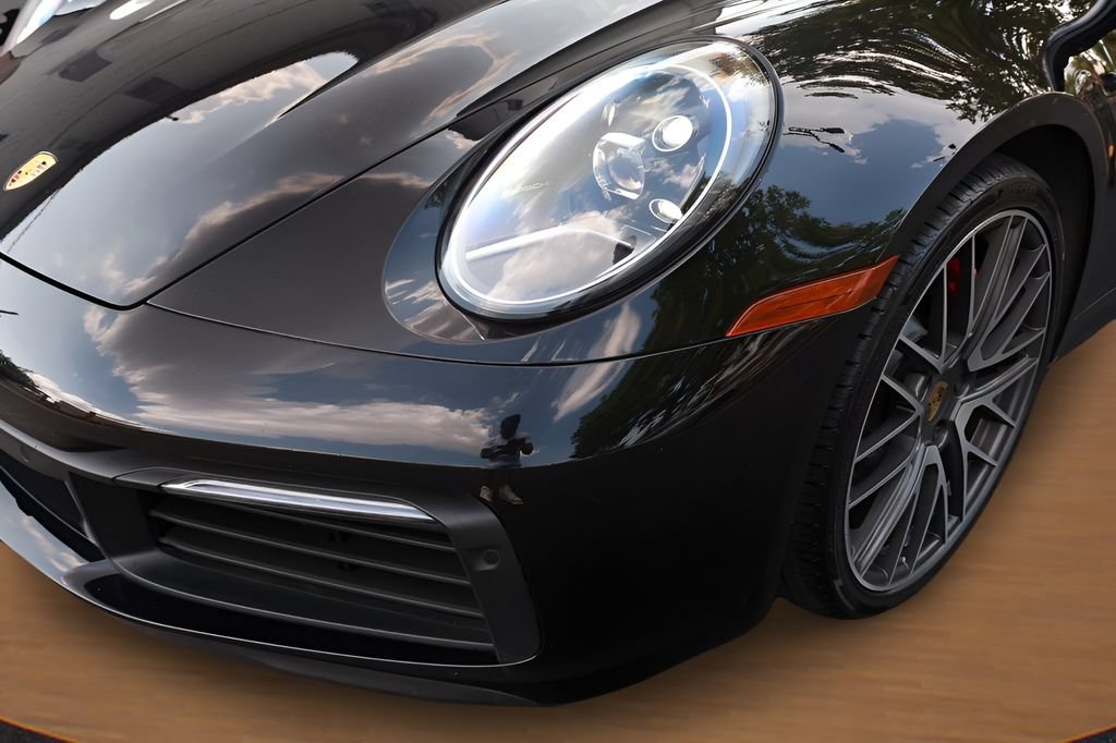 Used 2021 Porsche 911 Carrera RWD image 4