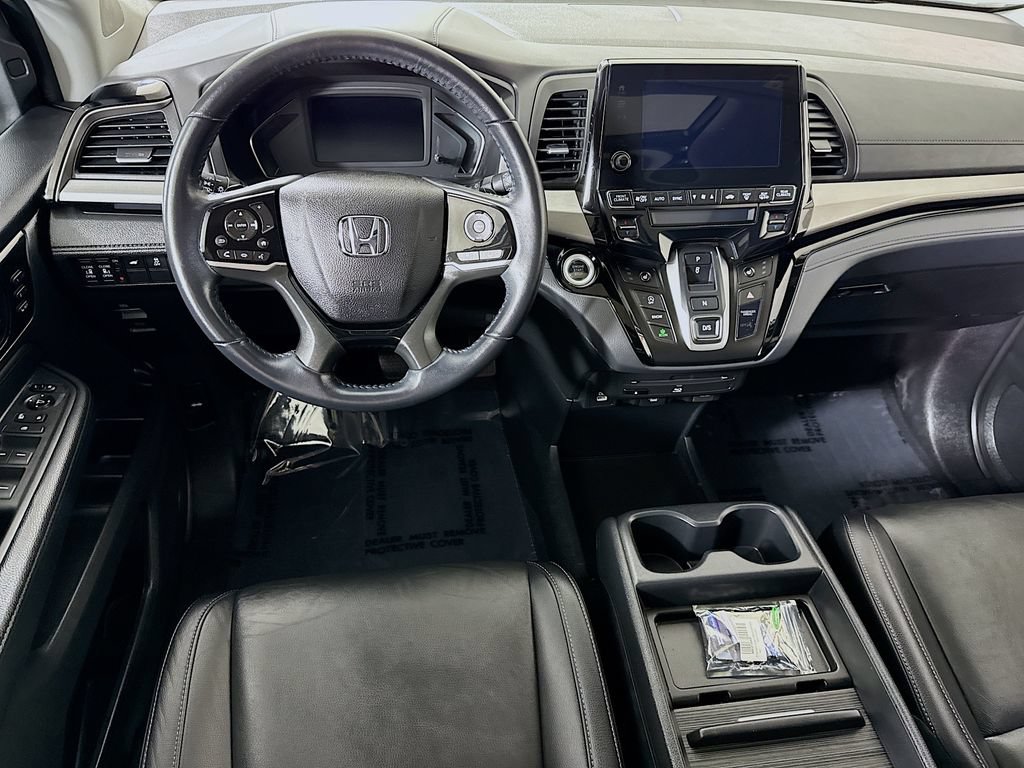 Used 2022 Honda Odyssey Touring image 3