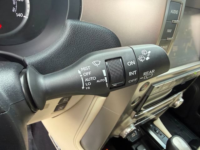 Used 2021 Lexus GX 460 Luxury w/ Off Road Package AWD/4WD image 17