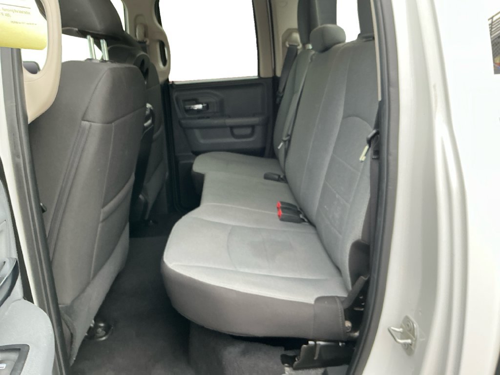 Used 2024 RAM 1500 Classic SLT AWD/4WD image 23