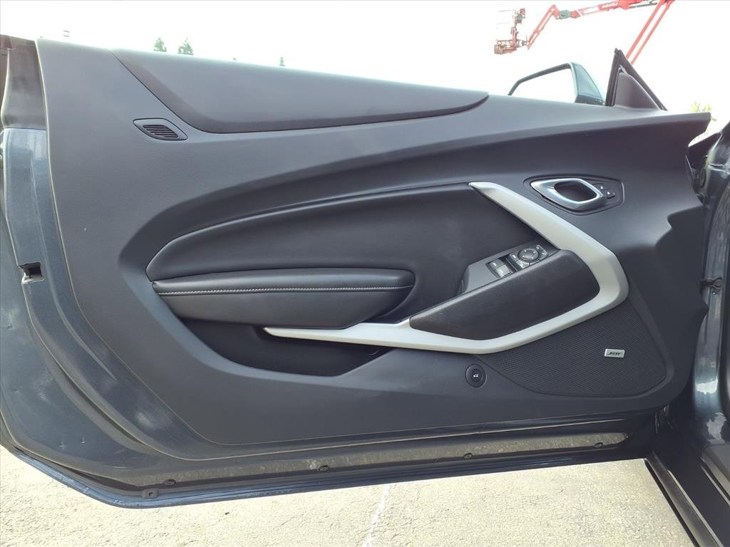 Used 2023 Chevrolet Camaro LT w/ Technology Package image 22