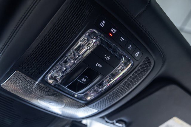Used 2023 Mercedes-Benz Maybach GLS 600 4MATIC image 43