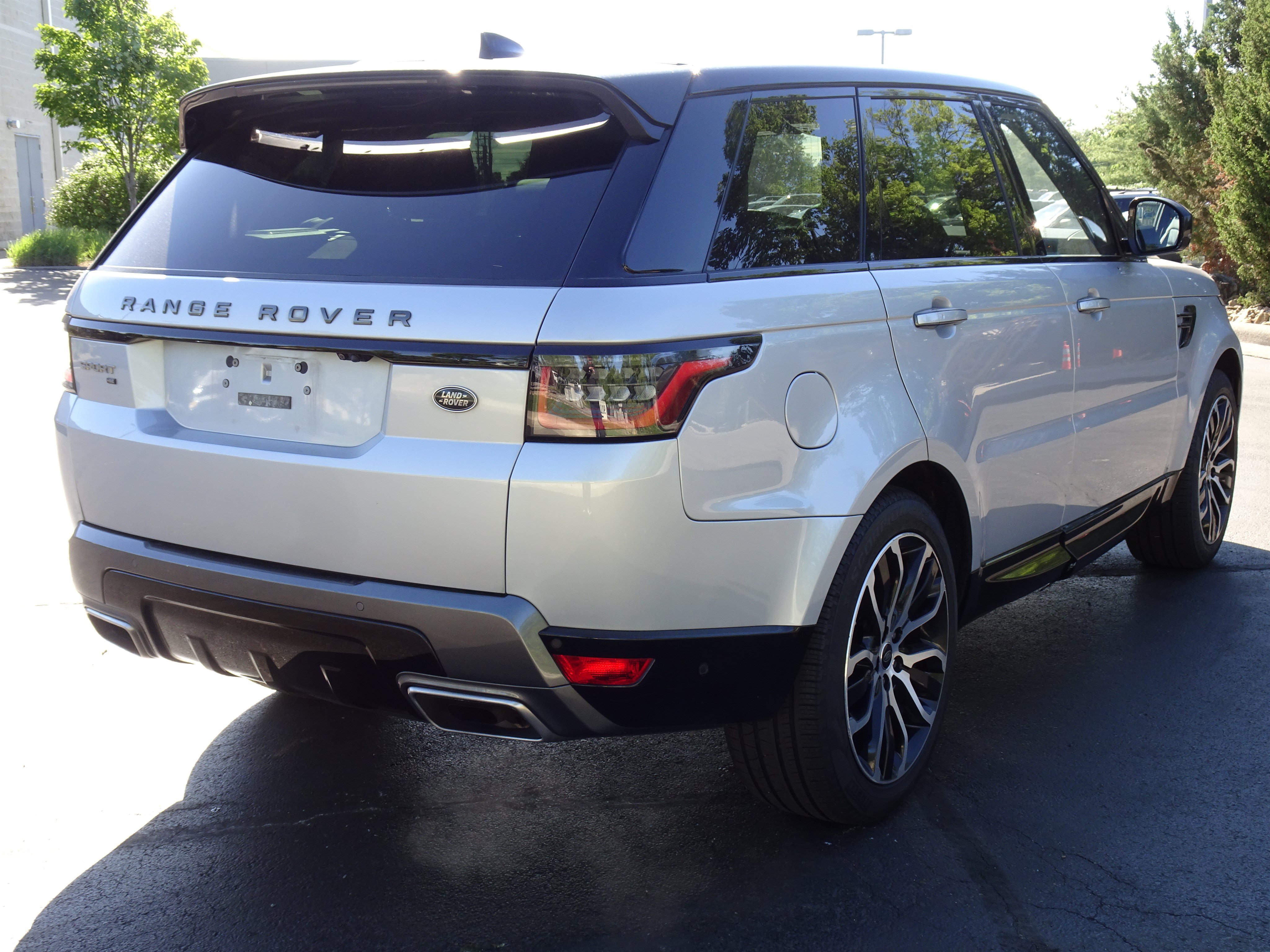 Used 2021 Land Rover Range Rover Sport HSE Silver Edition AWD/4WD image 10