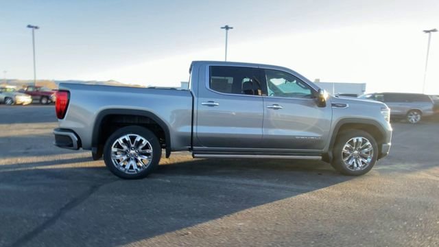 New 2025 GMC Sierra 1500 Denali w/ Denali Reserve Package image 9