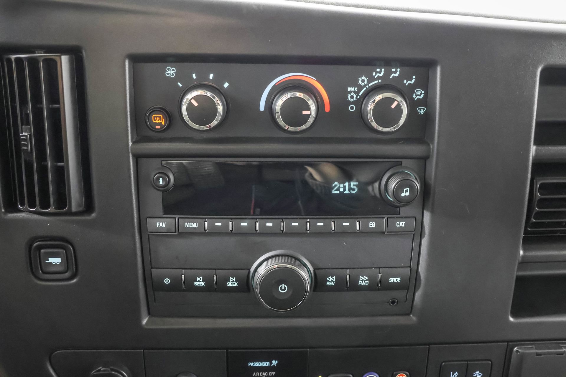 Used 2025 Chevrolet Express 3500 LT w/ LT Preferred Equipment Group image 28